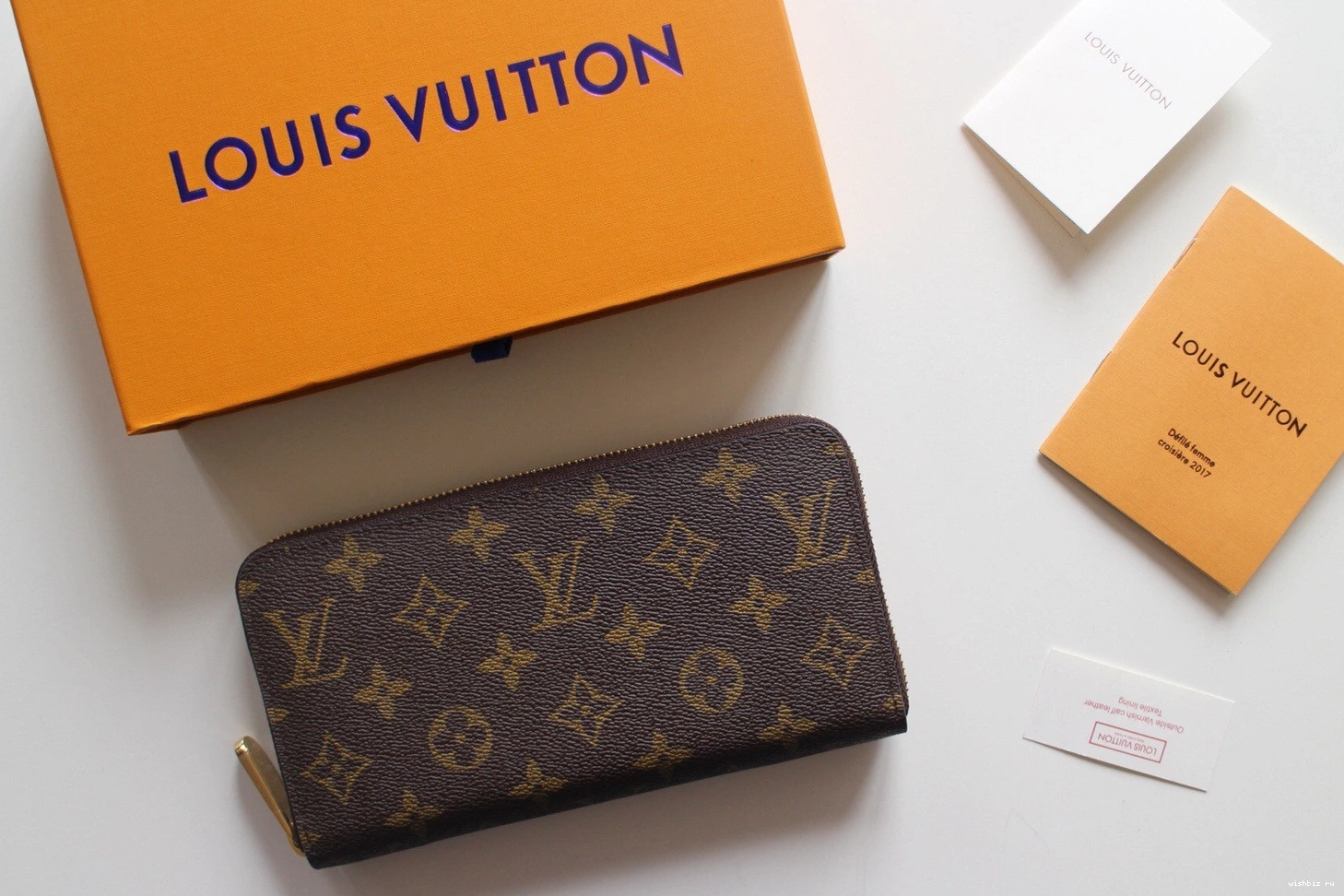 WIS ZIPPY WALLET VUITTON LOUIS 1021